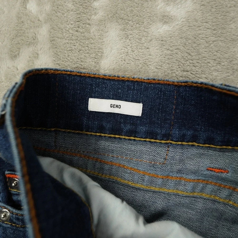 True Religion Geno‎ Relaxed Slim Fit Jeans Men's 46 Blue Dark Wash No Flap